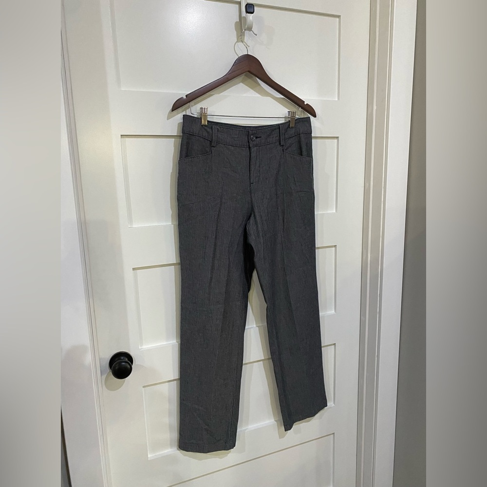 Lee Relaxed Fit Slacks- women’s size 8 - Picture 2 of 13